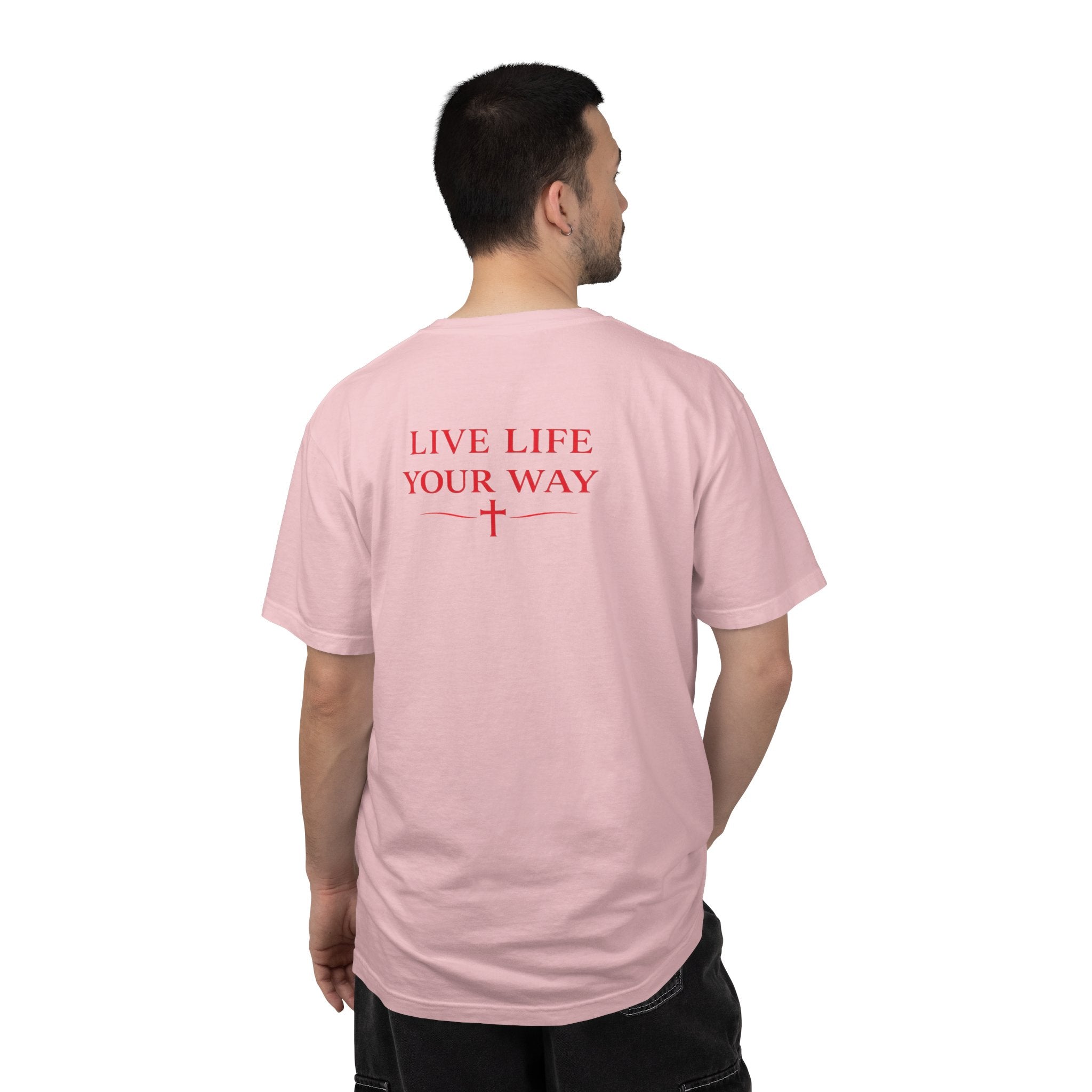 Vive la vida a tu manera, Letras rojas, Camiseta de hombre