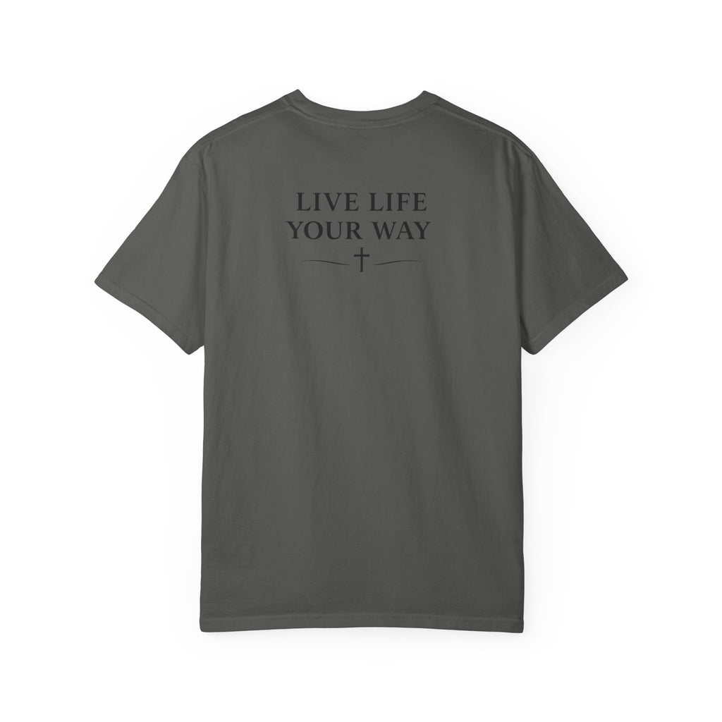 Camiseta de hombre, Vive la vida a tu manera, Letras negras,