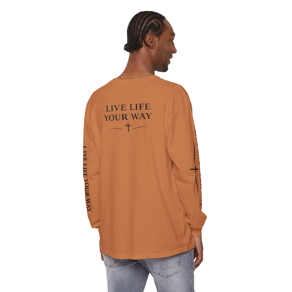 Camiseta de manga larga para hombre, "Vive la vida a tu manera", letras negras