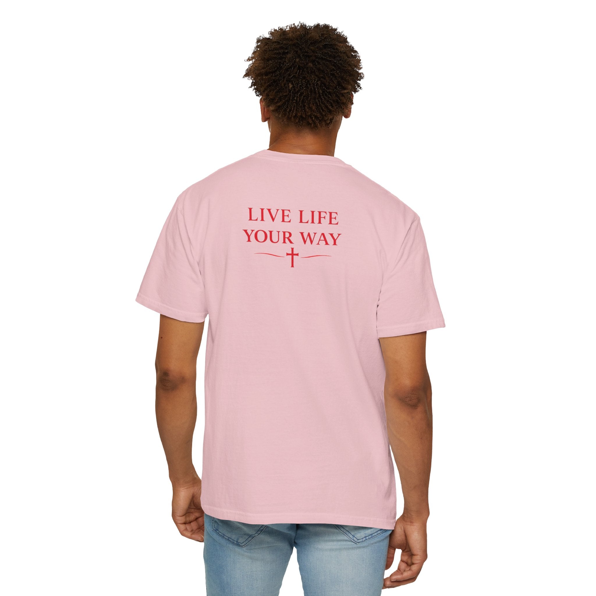Vive la vida a tu manera, Letras rojas, Camiseta de hombre