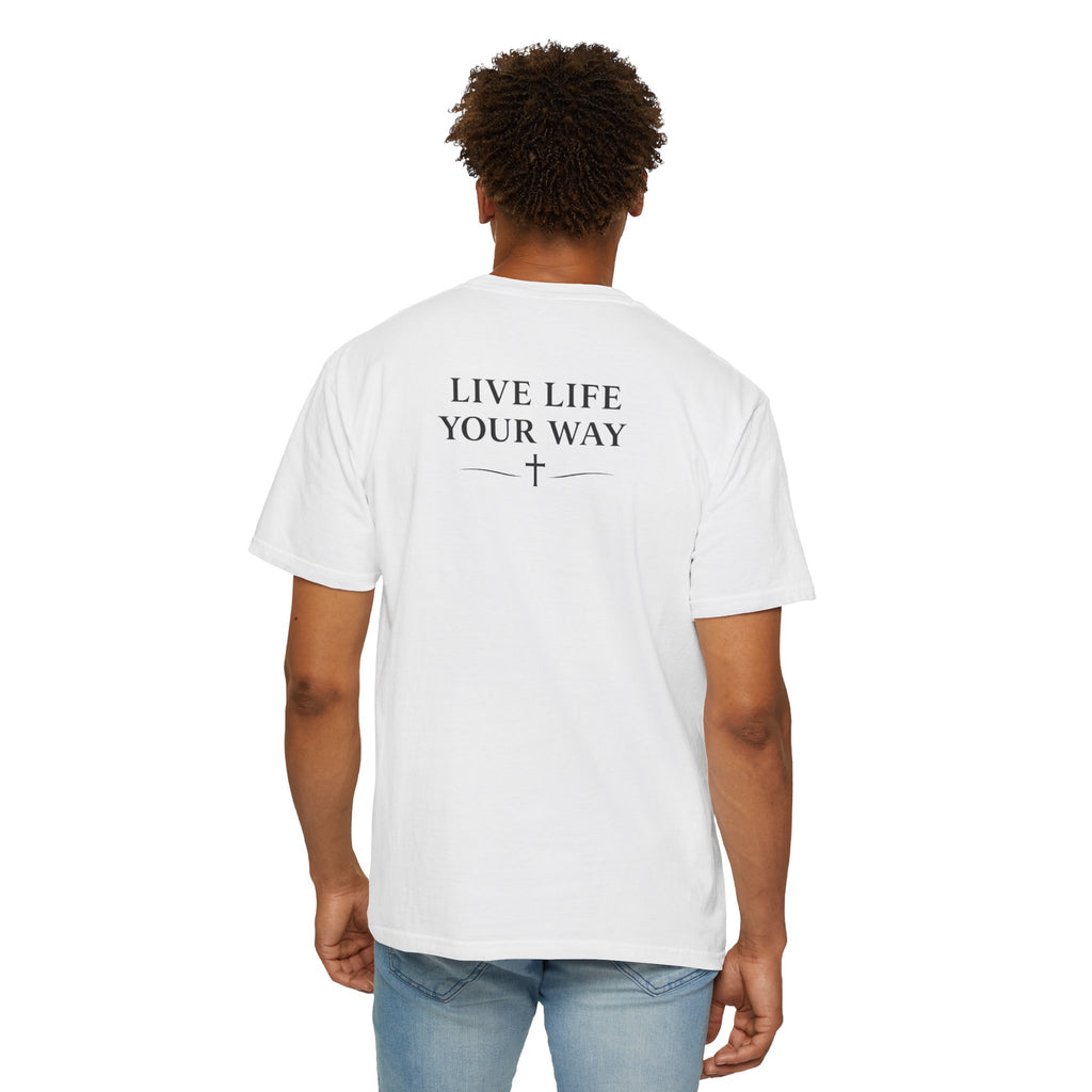 Camiseta de hombre, Vive la vida a tu manera, Letras negras,