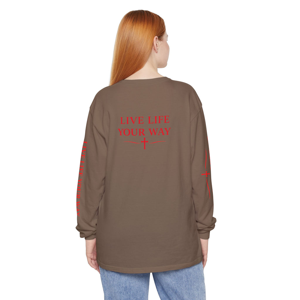 Camiseta de manga larga para hombre, Vive la vida a tu manera, Letras rojas