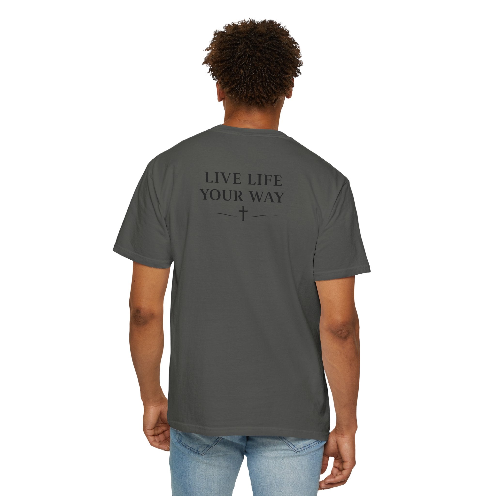 Camiseta de hombre, Vive la vida a tu manera, Letras negras,