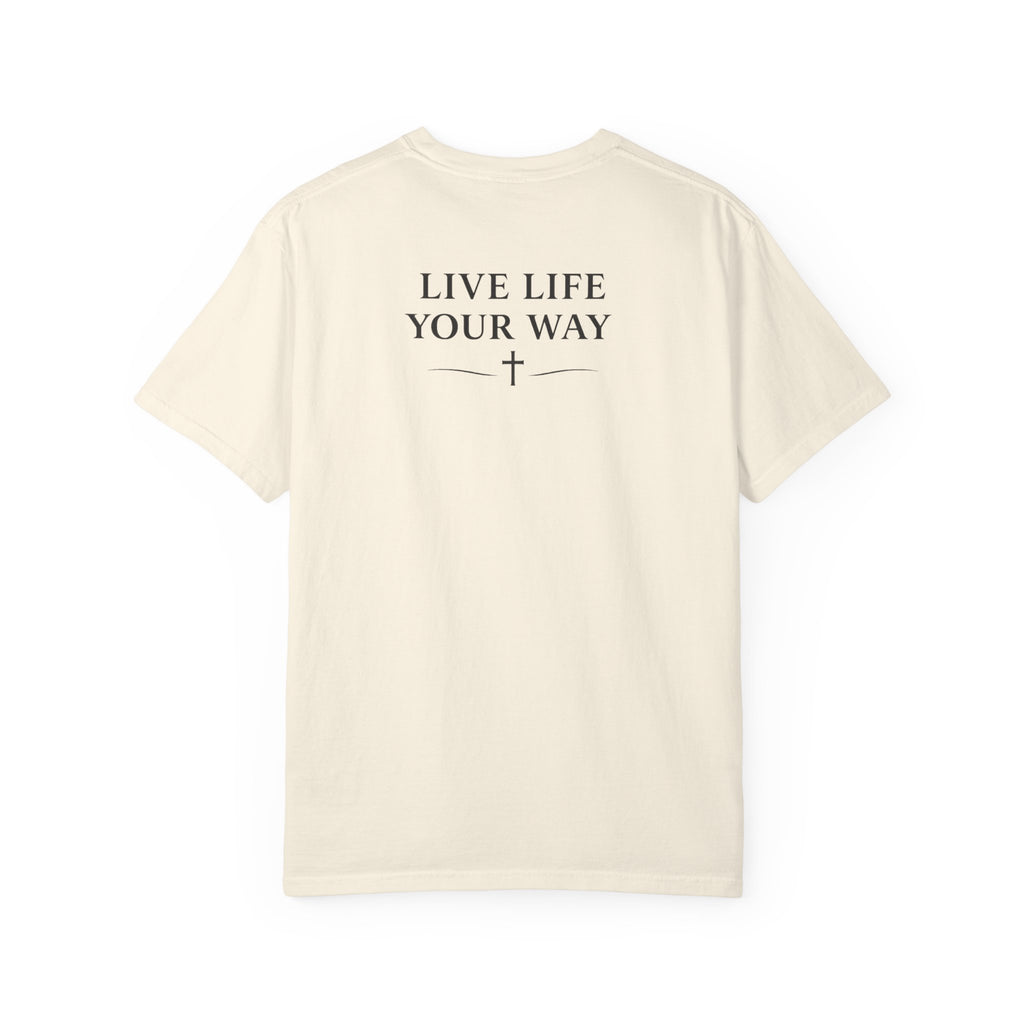 Camiseta de hombre, Vive la vida a tu manera, Letras negras,