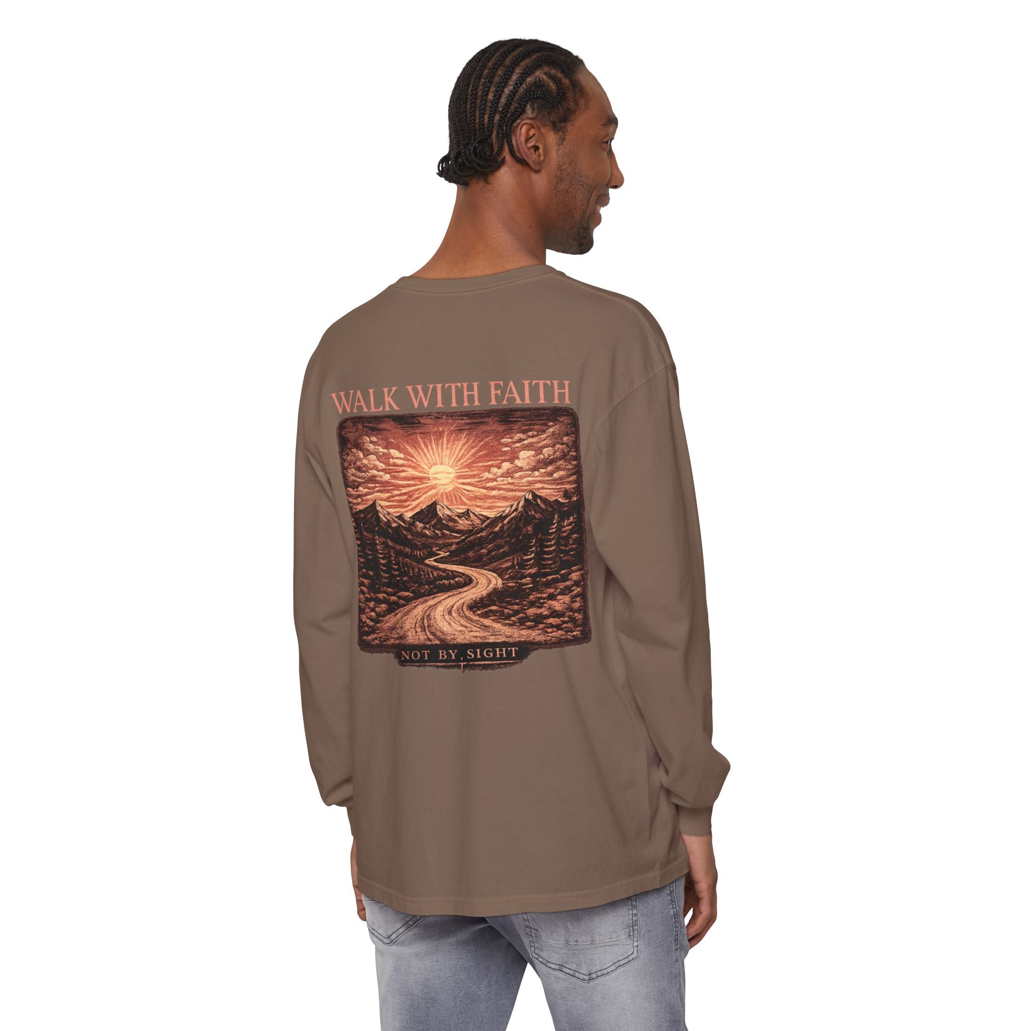 Camiseta de manga larga unisex con cruz "Vive Mejor" — Camiseta cristiana "Camina con fe"
