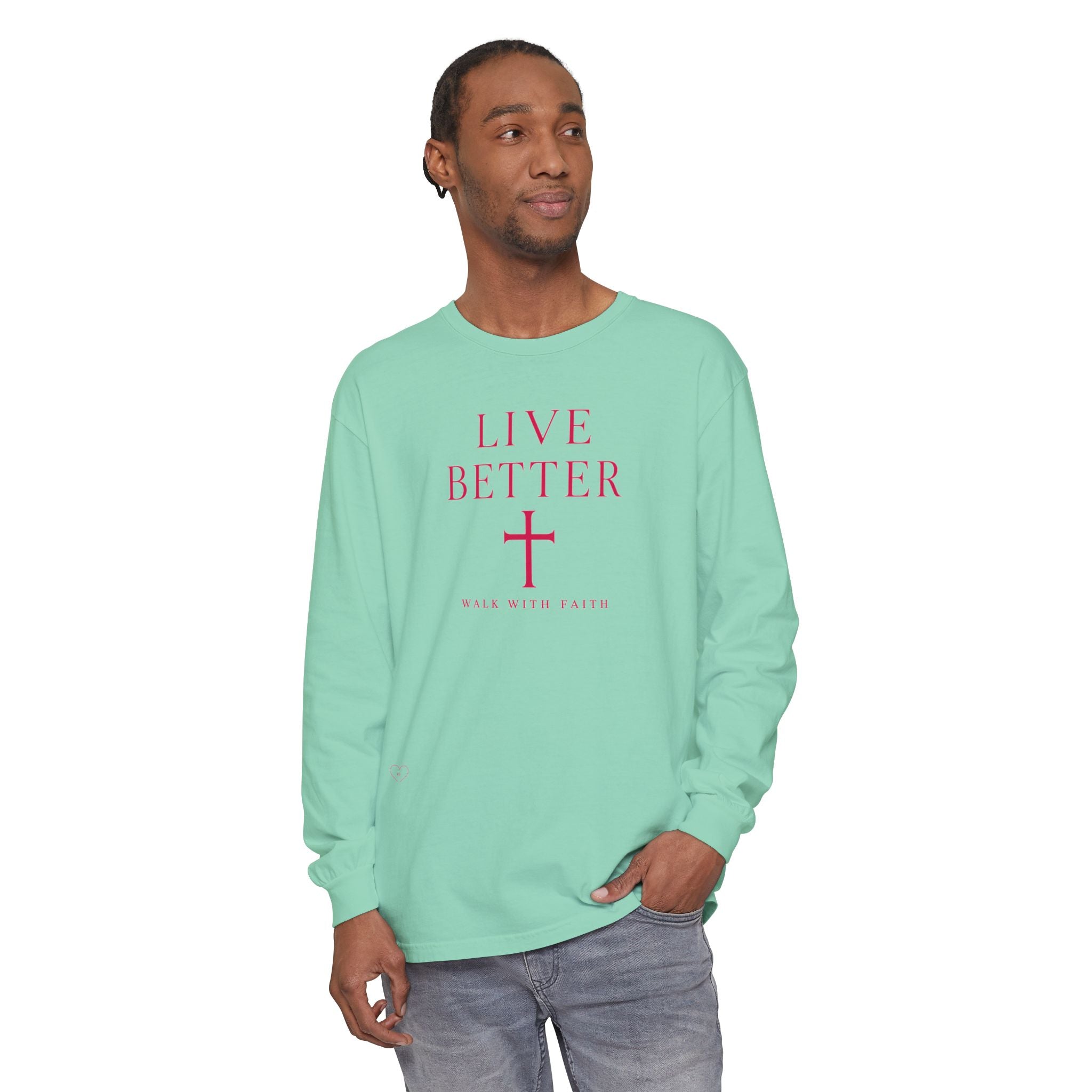 Camiseta de manga larga unisex con cruz "Vive Mejor" — Camiseta cristiana "Camina con fe"