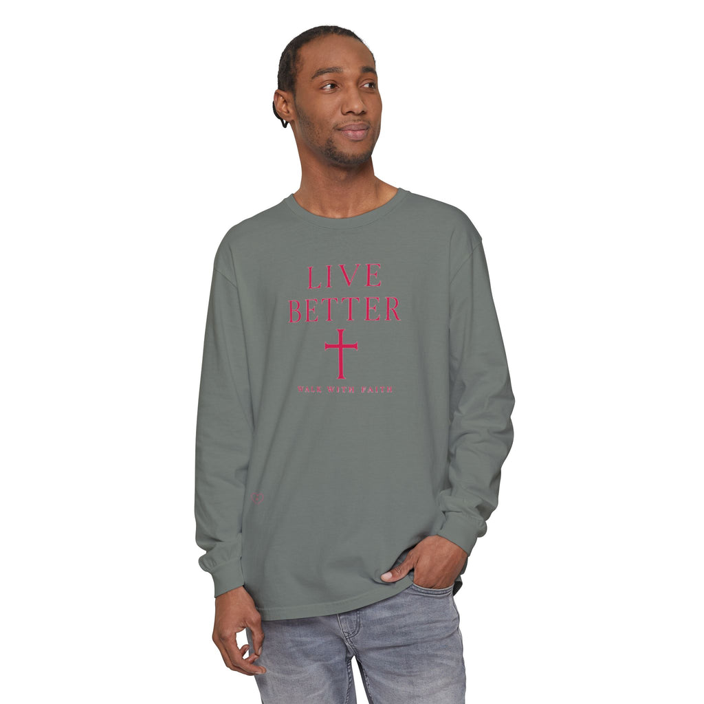 Camiseta de manga larga unisex con cruz "Vive Mejor" — Camiseta cristiana "Camina con fe"