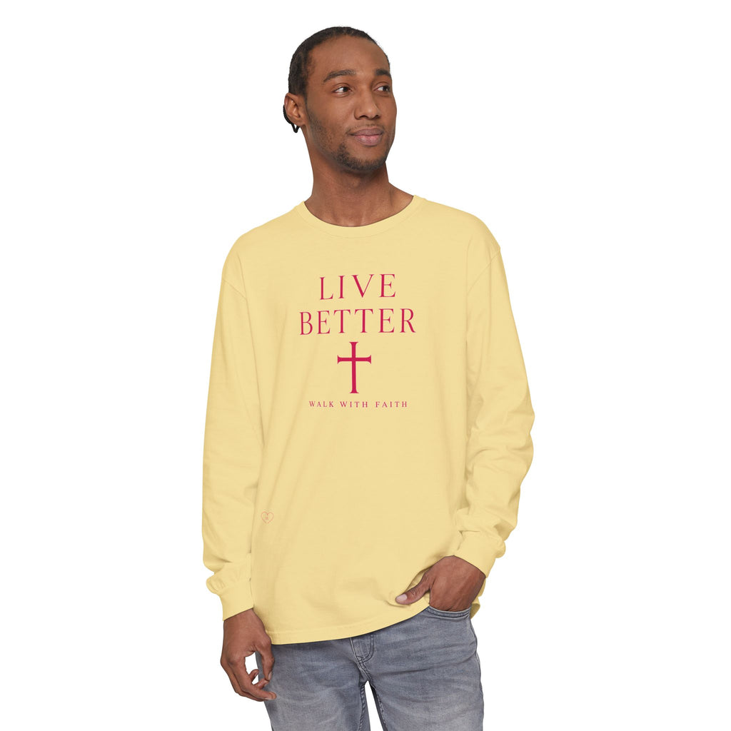 Camiseta de manga larga unisex con cruz "Vive Mejor" — Camiseta cristiana "Camina con fe"
