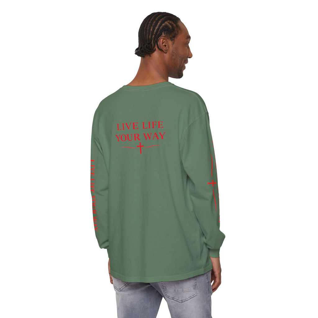 Camiseta de manga larga para hombre, Vive la vida a tu manera, Letras rojas