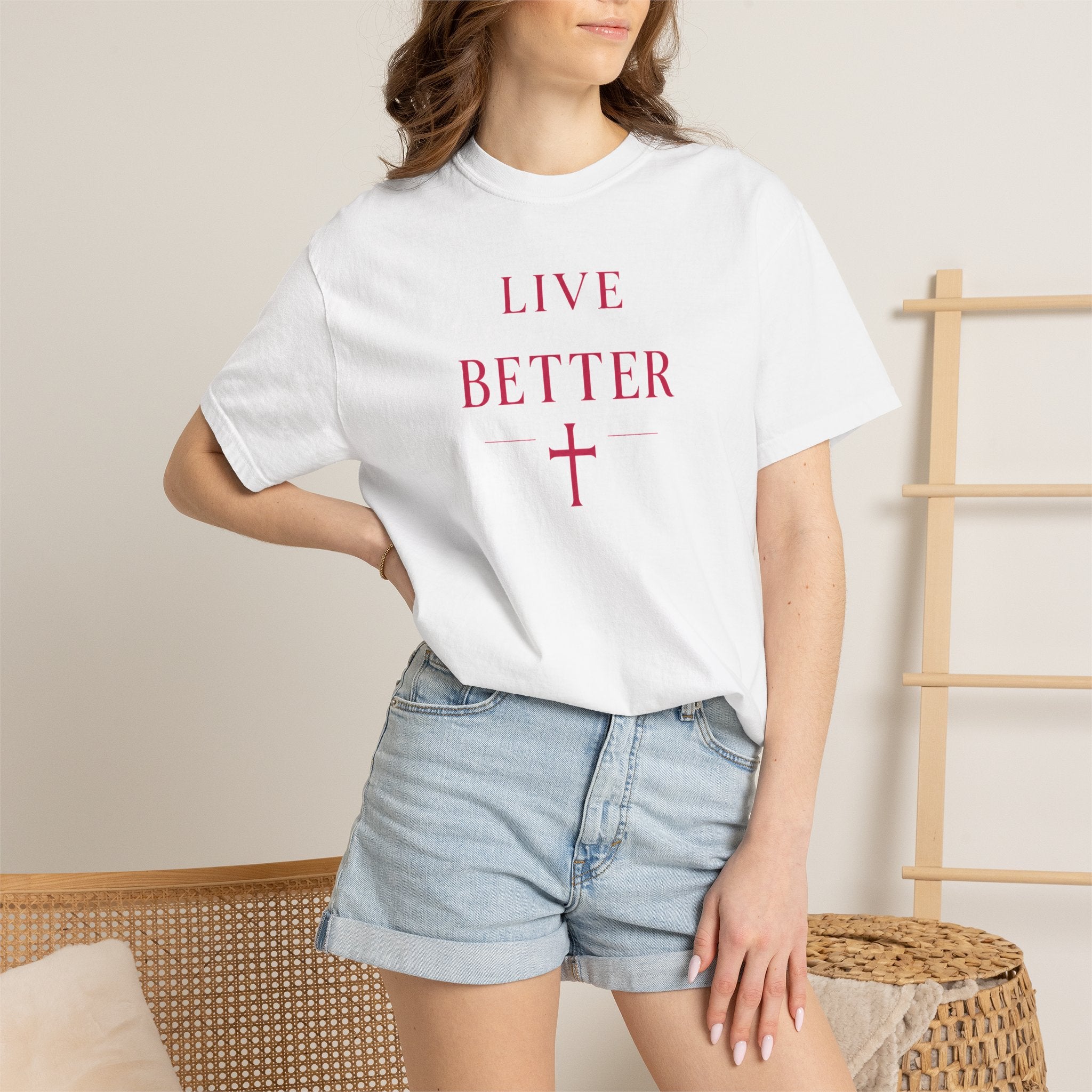 Camiseta "Live Better" para hombre - Camiseta inspiradora minimalista con cruz
