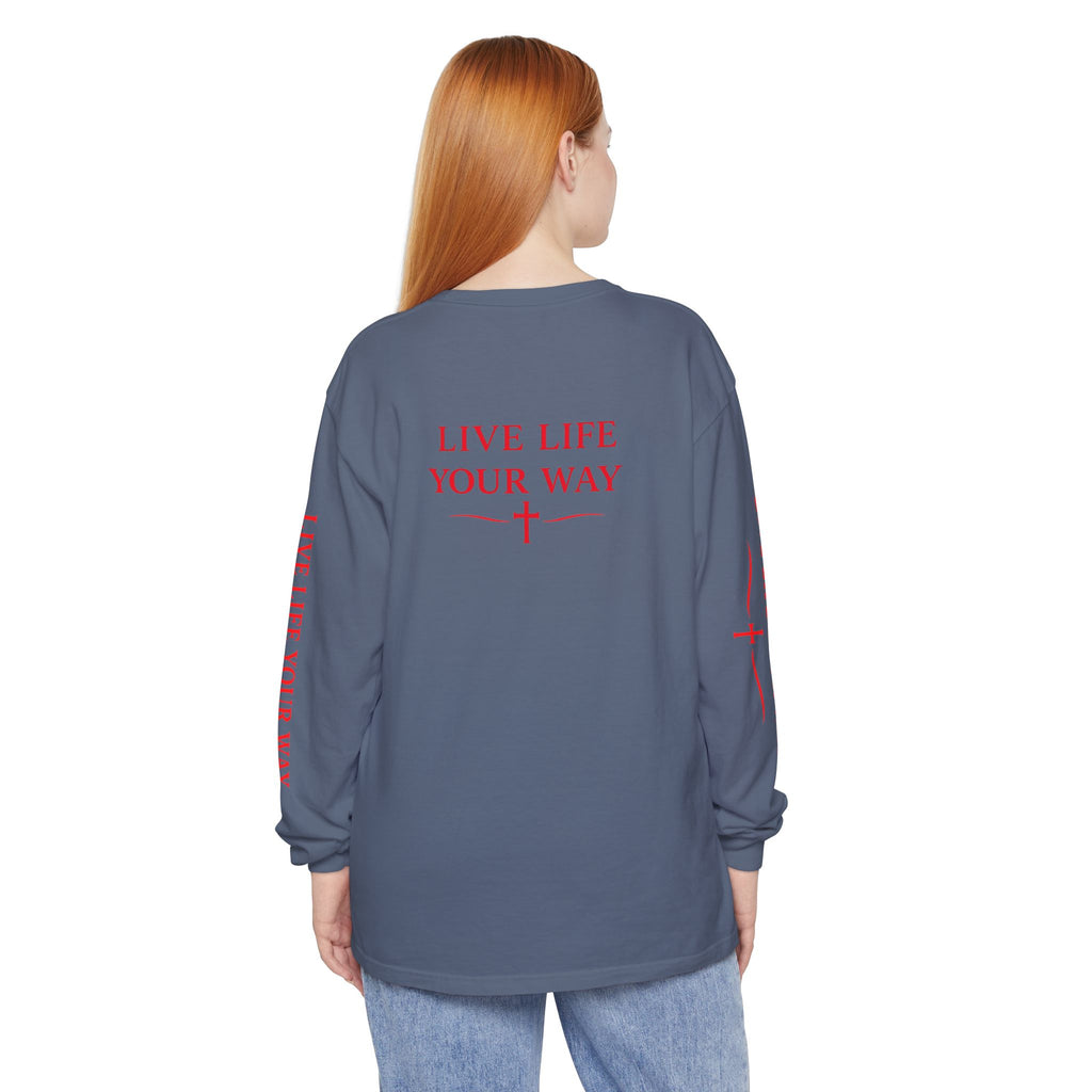 Camiseta de manga larga para hombre, Vive la vida a tu manera, Letras rojas