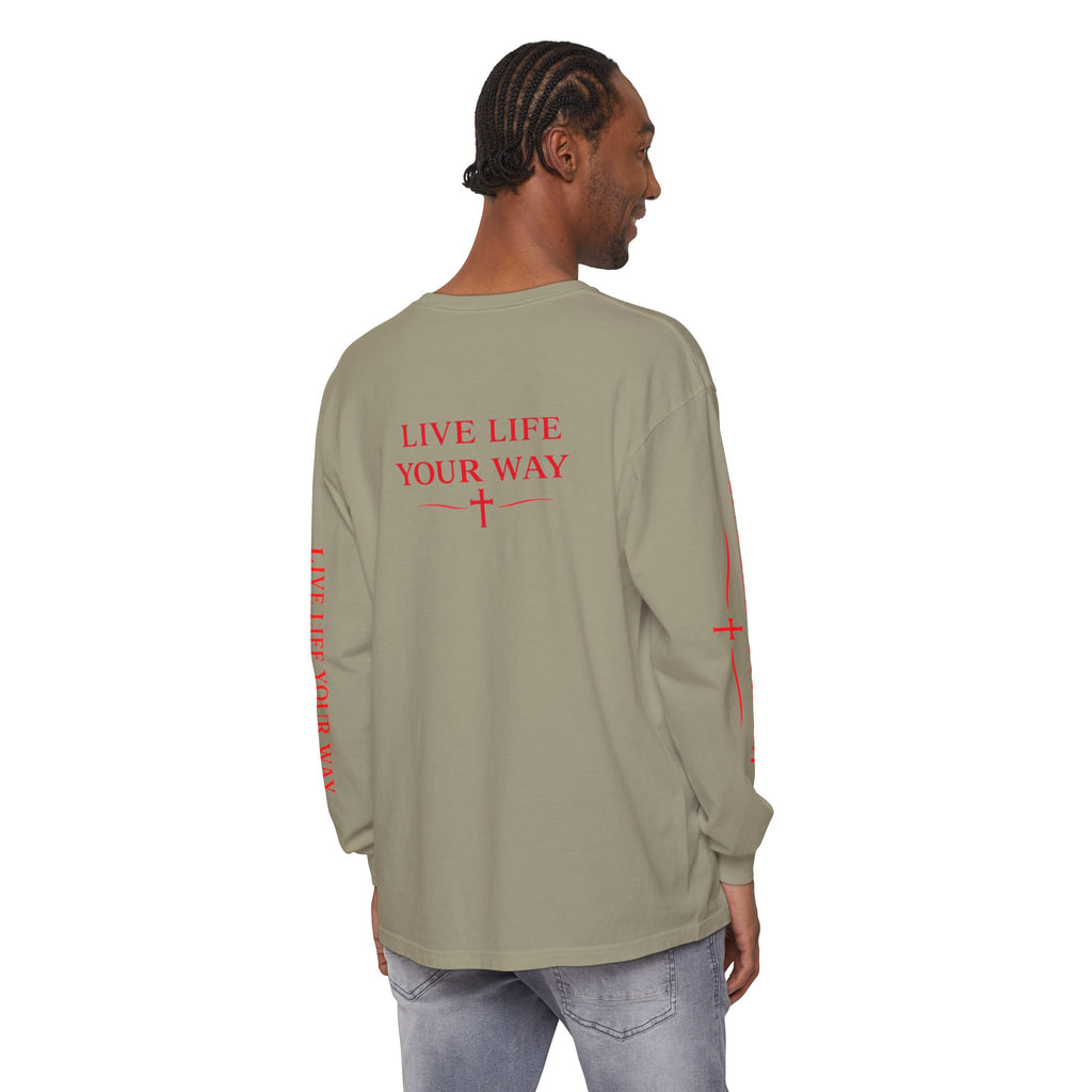 Camiseta de manga larga para hombre, Vive la vida a tu manera, Letras rojas