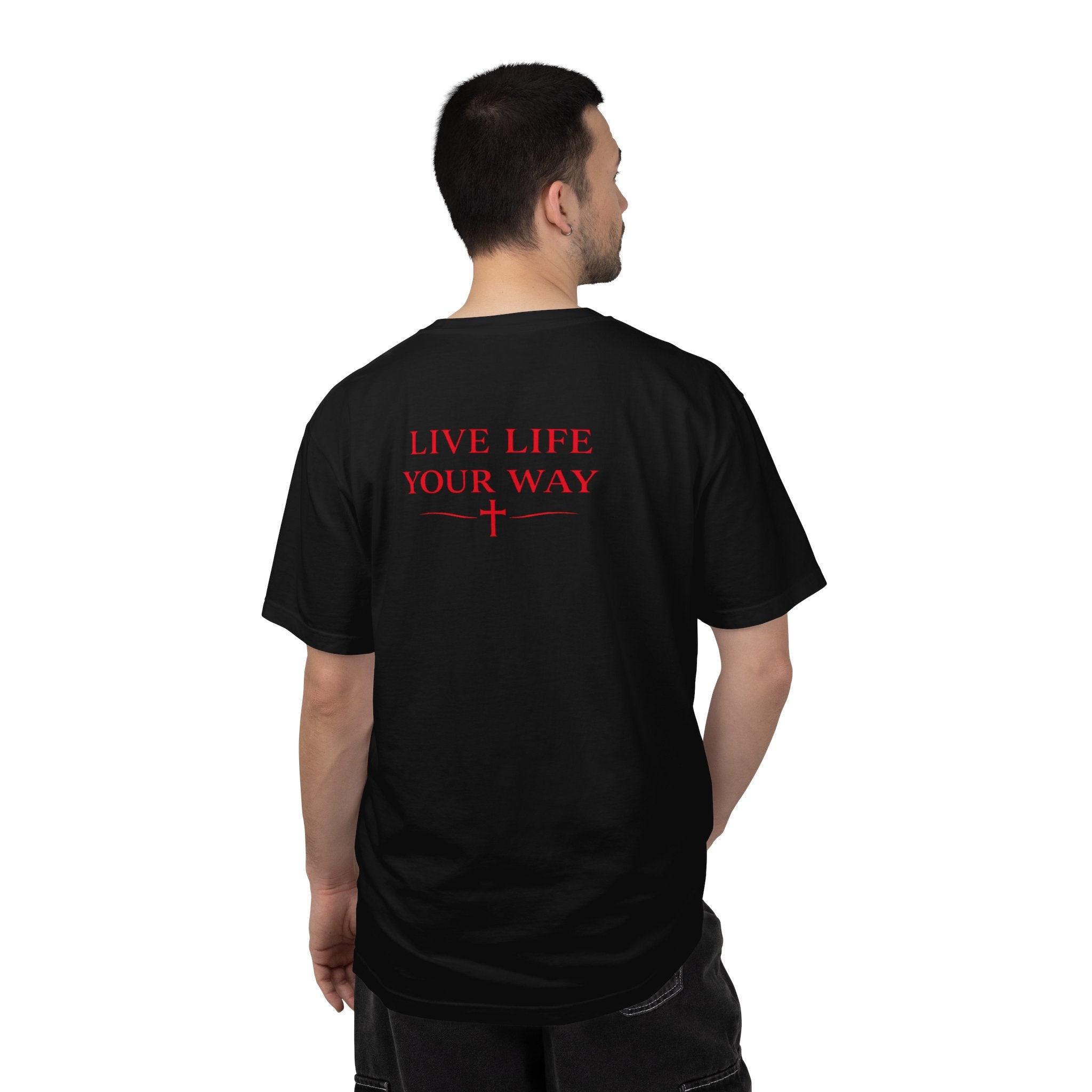 Vive la vida a tu manera, Letras rojas, Camiseta de hombre